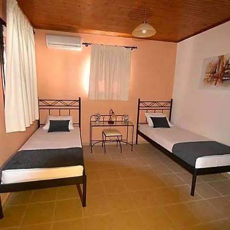 Harvest Moon Aparthotel Lixouri