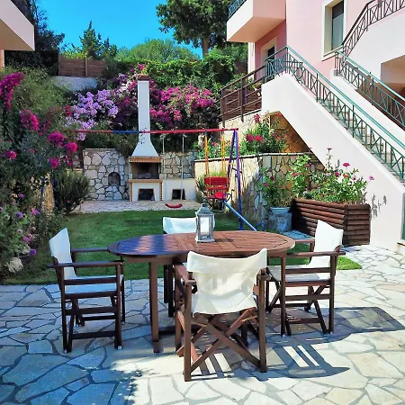 Aparthotel Harvest Moon Lixouri